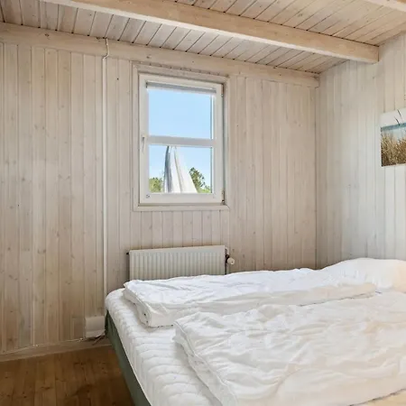 Alrune - 800m From The Sea By Interhome *