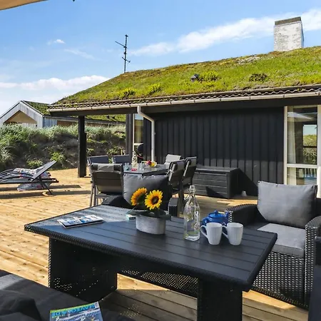 Alrune - 800m From The Sea By Interhome *